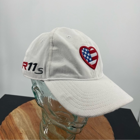 TaylorMade RBZ R11s Adjustable Strapback Cap/Hat American Flag Heart white - Picture 2 of 5